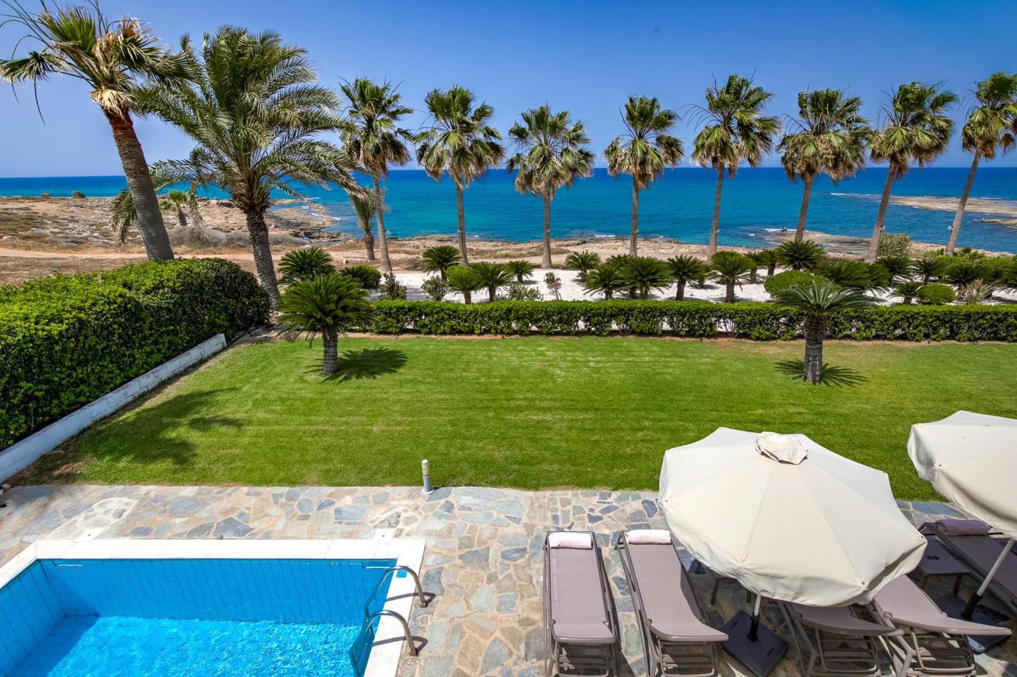 Platzia Beach Villas Пафос Экстерьер фото